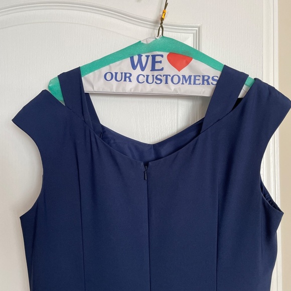 GIA FRANCO - 12921 EMBELLISHED BATEAU TRUMPET DRESS WITH SLIT - Navy Size 16 - Picture 4 of 16